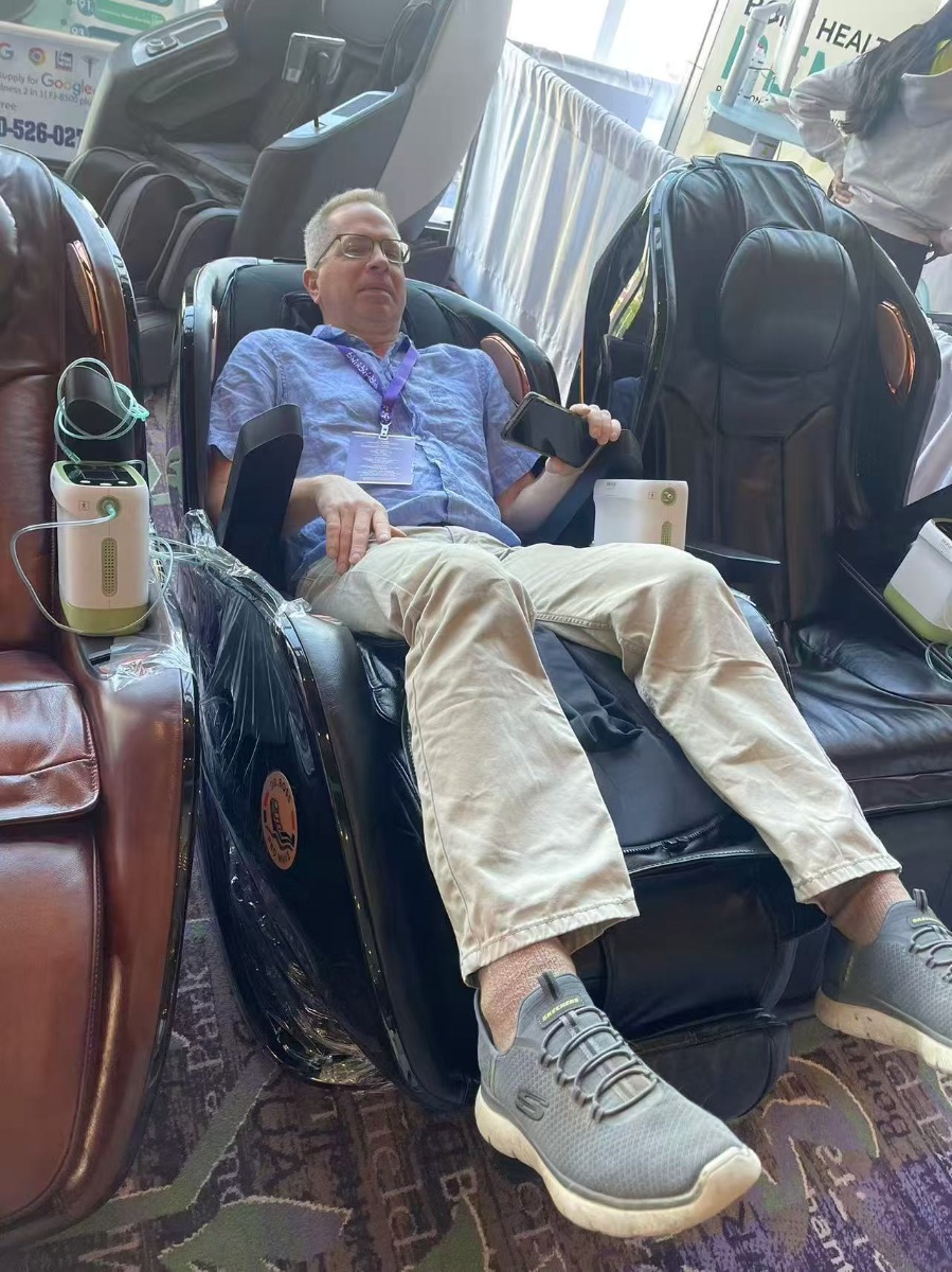 FJ-2025 DR.BOSS Pro Wave Massage Chair