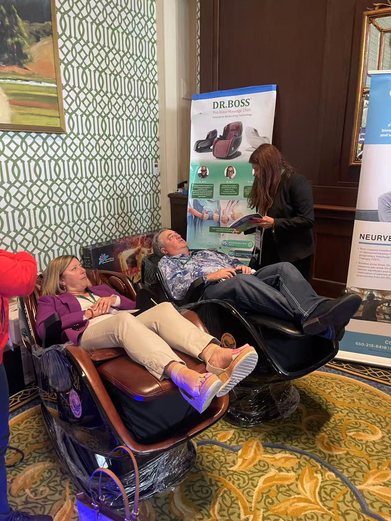 FJ-2025 DR.BOSS Pro Wave Massage Chair